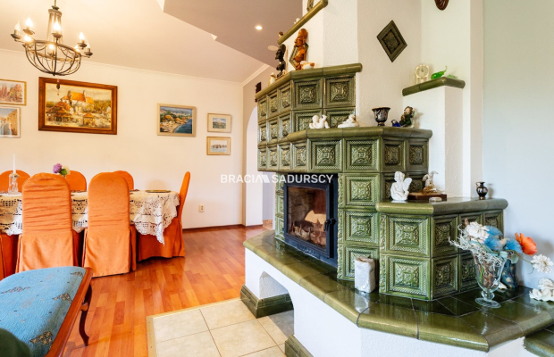 UROKLIWY DOM NA DUŻEJ DZIAŁCE