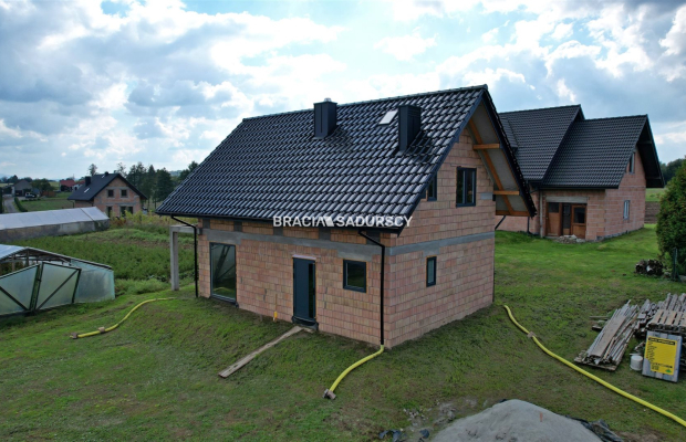 DOM JAWCZYCE 4 SYPIALNIE 100 M2 PREMIUM 2025