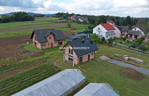 DOM JAWCZYCE 4 SYPIALNIE 100 M2 PREMIUM 2025