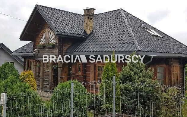 Klimatyczny dom z bali drewnianych - Michałowice 