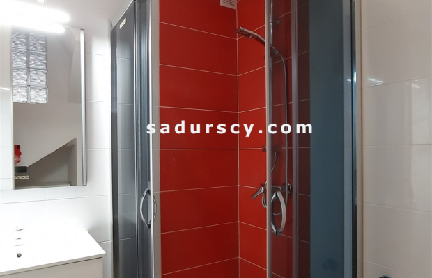 Ładny dom szeregowy 146m2 na działce 307m2 w Wólce Kozodawskiej, na pograniczu z Zalesiem Górnym pod Piasecznem.    
 
 Osiedle