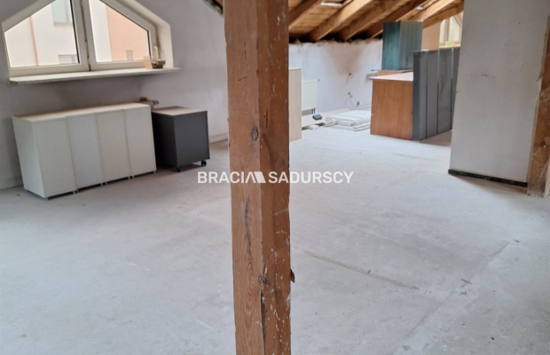 Obiekt, doskonała lokalizacja,Krowodrza,potencjał