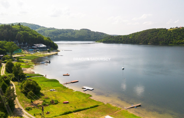 Jezioro Rożnowskie teren na hotel 