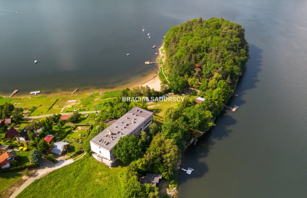 Jezioro Rożnowskie teren na hotel 