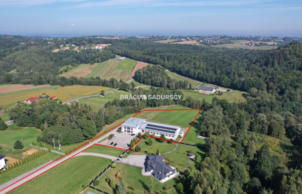 Budynek produkcyjno-usługowo-biurowy