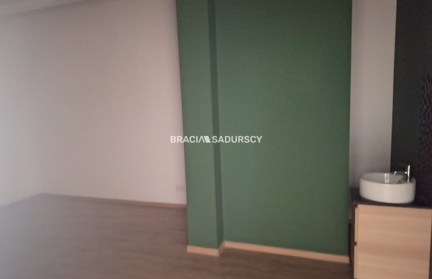 Grzegórzki – ul. Dąbska | Lokal 109 m² na wynajem