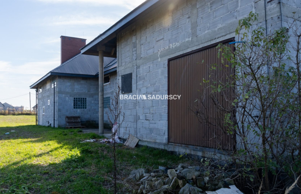  Budynek idealny pod produkcje / siedzibę firmy 