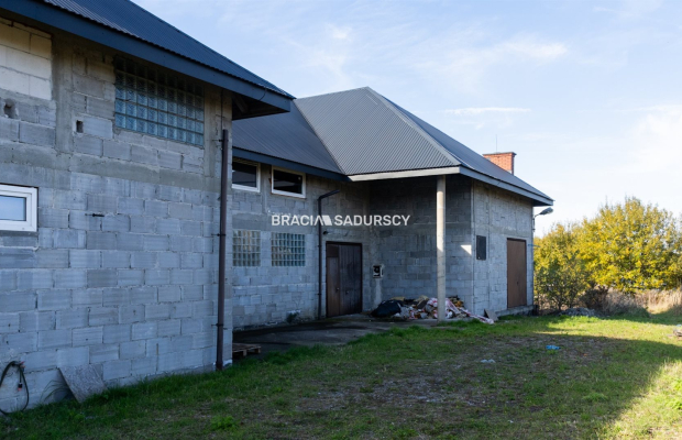  Budynek idealny pod produkcje / siedzibę firmy 