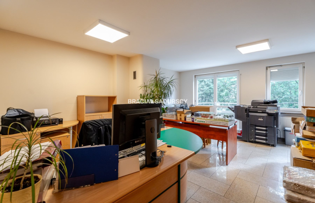 3 pok Modrzejewskiej, Krowodrza