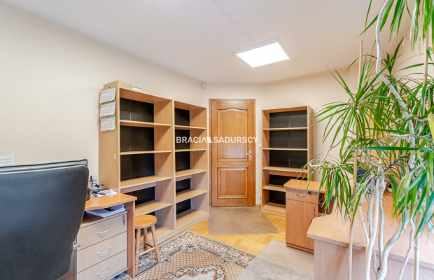 3 pok Modrzejewskiej, Krowodrza