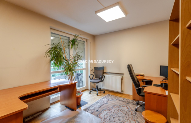 3 pok Modrzejewskiej, Krowodrza