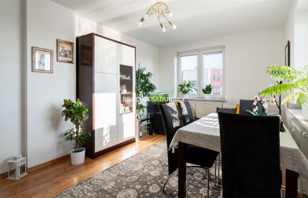 Dwupokojowe z osobną kuchnią. Ulica Felińskiego.