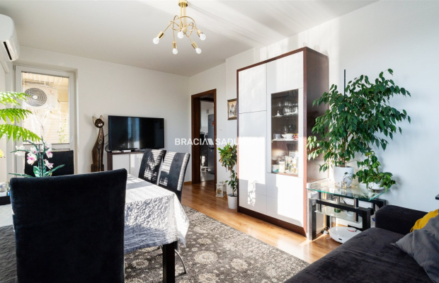 Dwupokojowe z osobną kuchnią. Ulica Felińskiego.