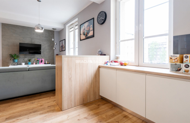 Bardzo ładne mieszkanie. Osiedle Stalowe.