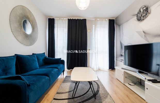 3-pok przy Kalwaryjskiej/budynek z 2020/garaż