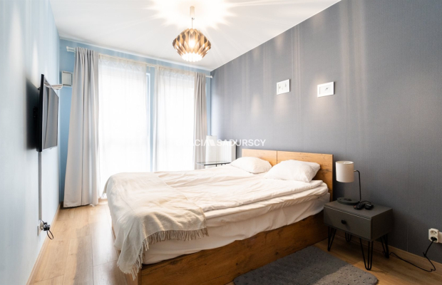 3-pok przy Kalwaryjskiej/budynek z 2020/garaż