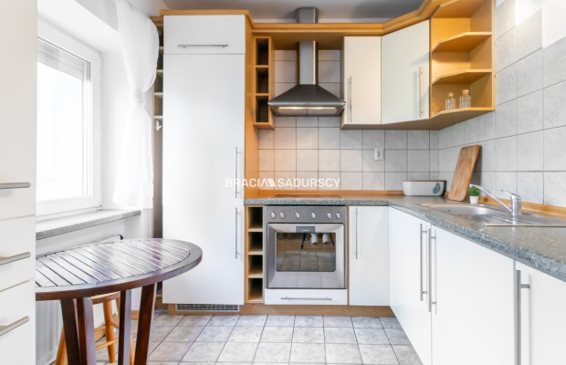 2-pok, Podgórze Duchackie, z balkonem