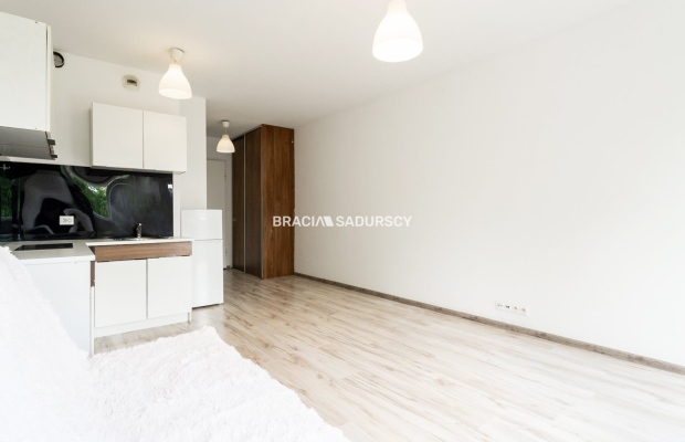 Fajna kawalerka przy ul. Koszykarskiej/ Płaszów.