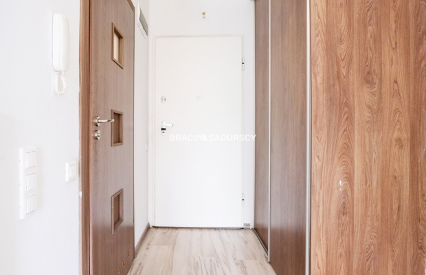 Fajna kawalerka przy ul. Koszykarskiej/ Płaszów.