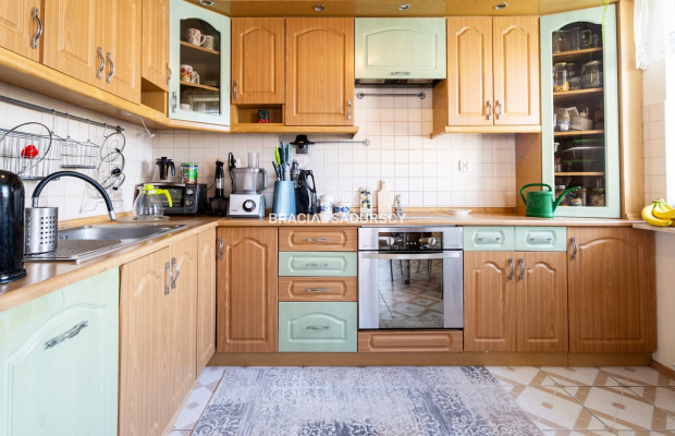 4-pok, Ruczaj,dobra lokalizacja,dwupoziomowe