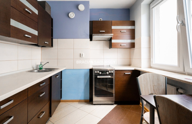 3 po z osobną kuchnią - Rydlówka