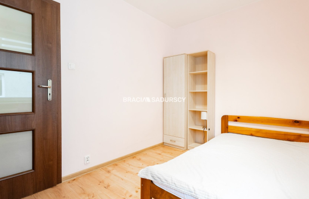 3 po z osobną kuchnią - Rydlówka