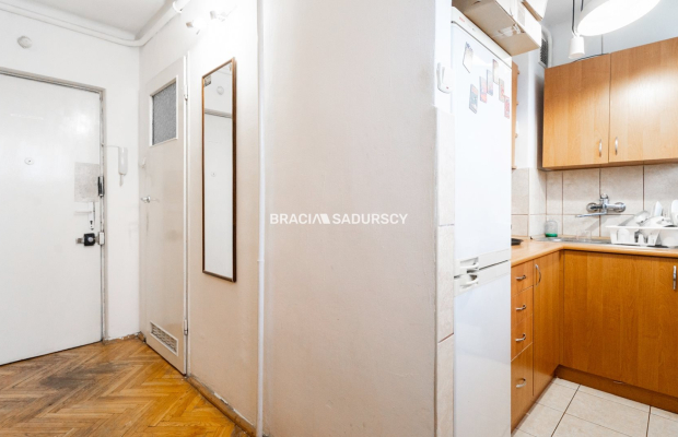 Kawalerka przy Czarnowiejskiej,widok na Park Krk