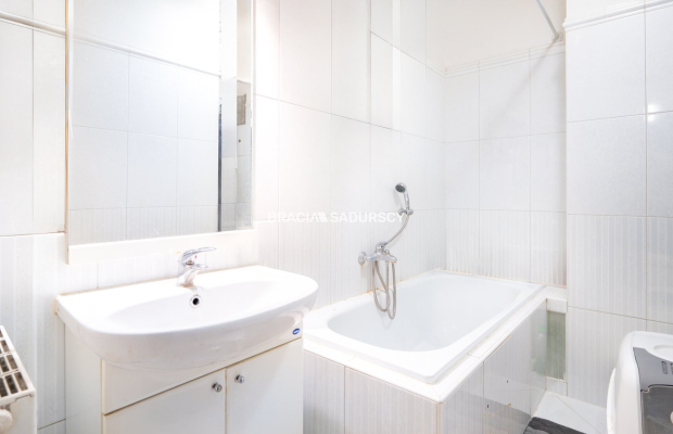 Sprzedam kawalerkę, Czyżyny.