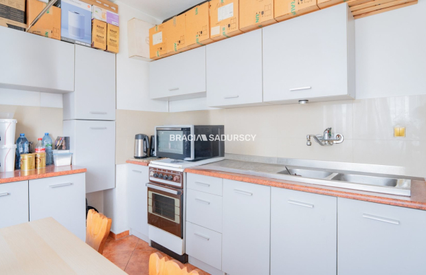 Sprzedam kawalerkę, Czyżyny.