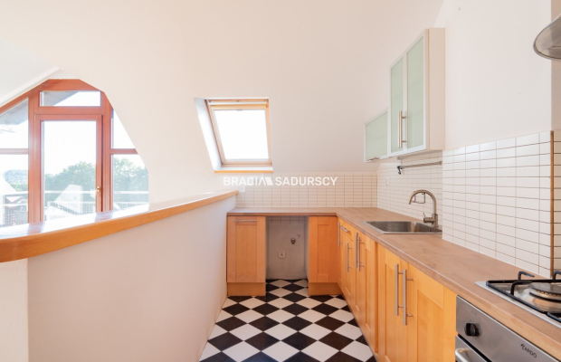 Mieszkanie z widokiem na zalew. Mydlniki.