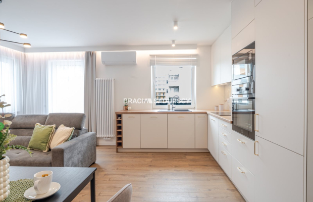 2-pok/wysoki standard/2022/podwójny garaż/Szpakowa