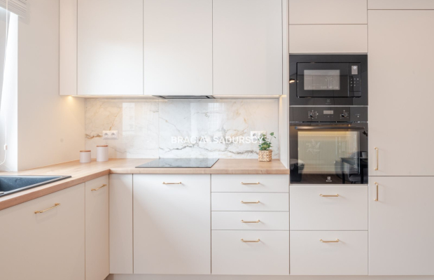 2-pok/wysoki standard/2022/podwójny garaż/Szpakowa