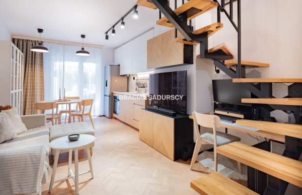 3-pok z ogródkiem/Wola Duchacka/2020/garaż