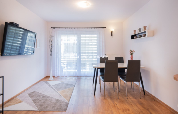 3 pokoje - 49,5m2 - Dębskiego, dobra cena, parking