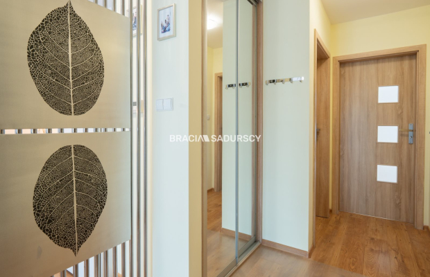 3 pokoje - 49,5m2 - Dębskiego, dobra cena, parking