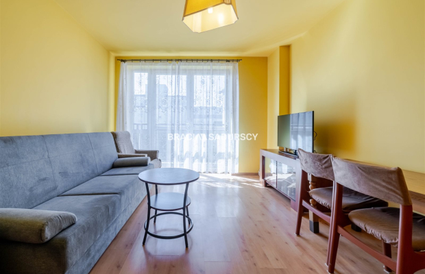 3-pok(oddzielne)z balkonem i widokiem na Wawel