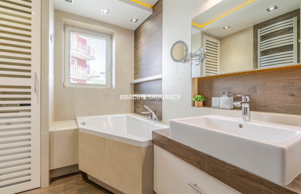 SŁONECZNE, ZADBANE 4-POKOJOWE W DOBREJ LOKALIZACJI