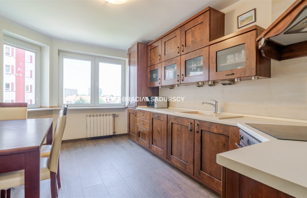 SŁONECZNE, ZADBANE 4-POKOJOWE W DOBREJ LOKALIZACJI