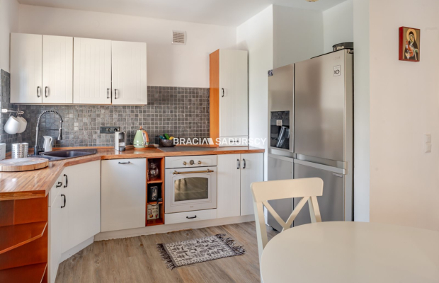 2-pok/bardzo przestronne/garderoba/garaz/piwnica