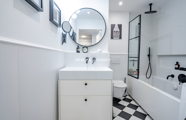 2-pok/bardzo przestronne/garderoba/garaz/piwnica