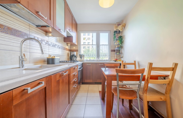 SŁONECZNE, ZADBANE 4-POKOJOWE W DOBREJ LOKALIZACJI