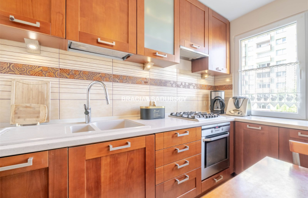 SŁONECZNE, ZADBANE 4-POKOJOWE W DOBREJ LOKALIZACJI