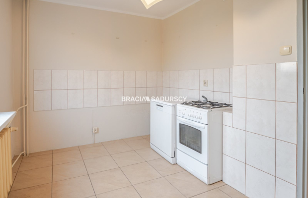 ZDJĘCIA W OFERCIE NALEŻĄ DO WŁAŚCICIELA OFERTY      
 
PROKOCIM NOWY - ŚCIEGIENNEGO     
 
 Oferujemy do sprzedaży wygodne, roz