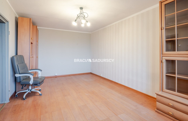 ZDJĘCIA W OFERCIE NALEŻĄ DO WŁAŚCICIELA OFERTY      
 
PROKOCIM NOWY - ŚCIEGIENNEGO     
 
 Oferujemy do sprzedaży wygodne, roz