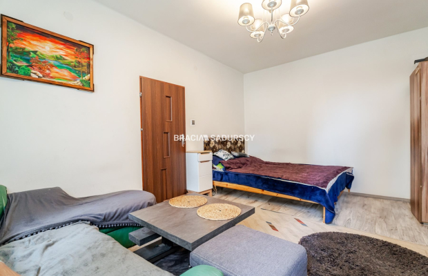 1 pok z oddzielną jasną kuchnią Grzegórzki