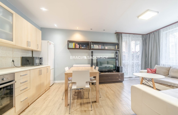 SŁONECZNE, 4-POKOJOWE Z DWOMA BALKONAMI