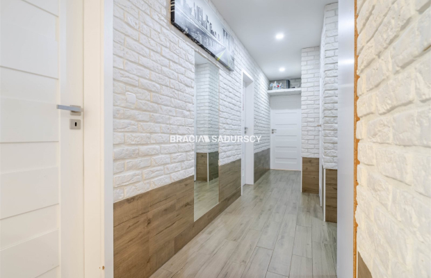 SŁONECZNE, 4-POKOJOWE Z DWOMA BALKONAMI