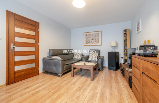 3 niezależne pok/po gen.remoncie/zieleń dookoła