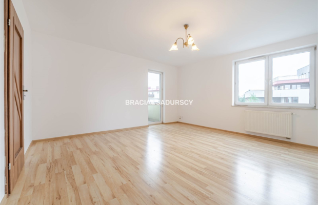 Mieszkanie 57m2, sypialnia, salon, osobna kuchnia