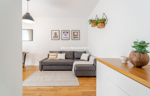 2-pok.z garażem na os.Avia/ładne wykończenie